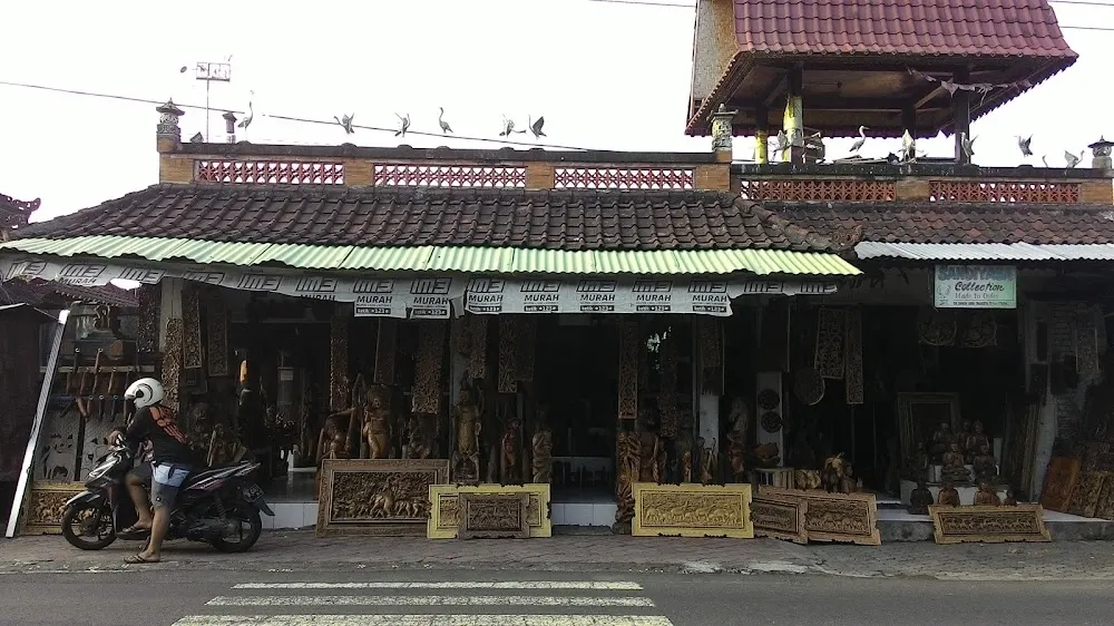Sandiyasa Collection