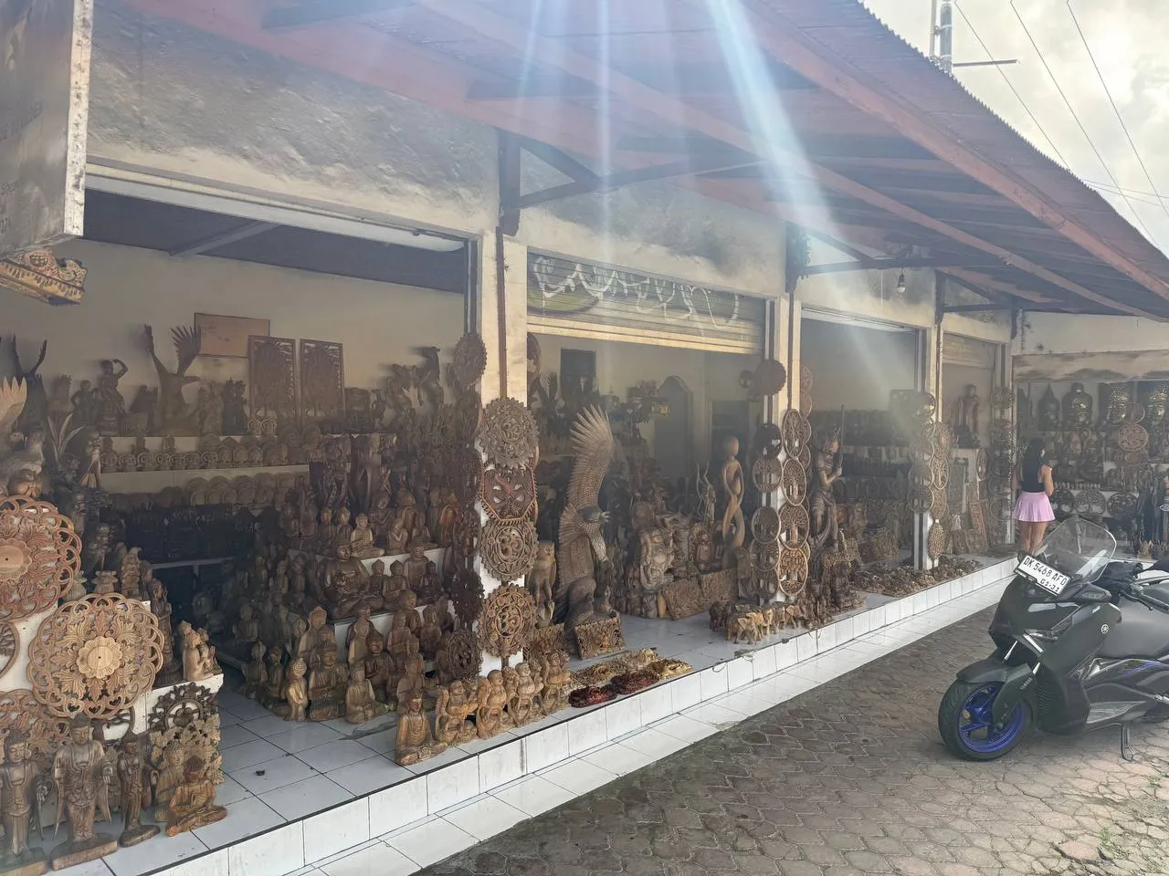Sandiyasa Collection