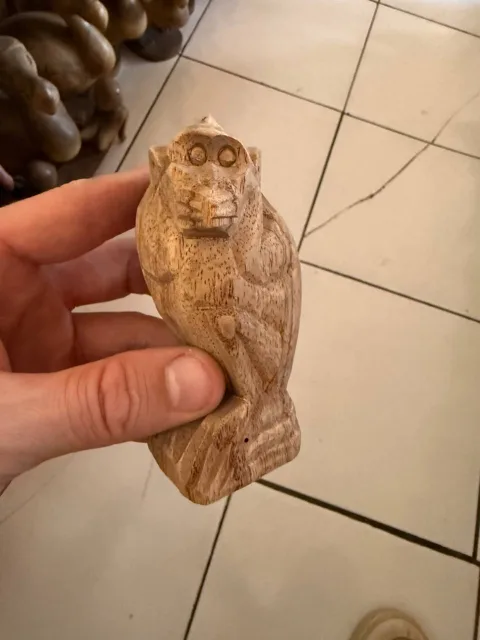 фигурка обезьяна, малая, дерево